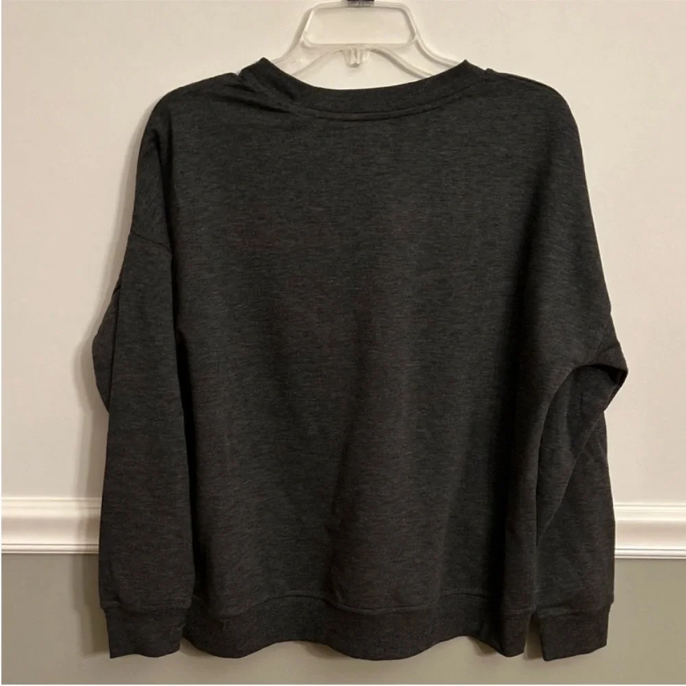 Women’s Rae Dunn Charcoal Grey Sweatshirt with Ankle Socks Size Small - Picture 4 of 11
